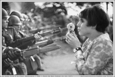1967 - Fille fleur - Marc Riboud
