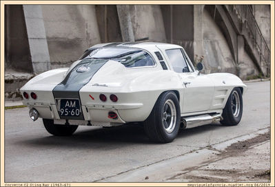Corvette 1963-67 C2 Sting Ray (2)
