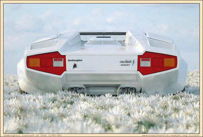 Lamborghini 1985-88 Countach LP5000 - 2
