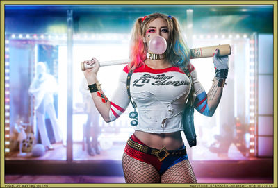 Harley Quinn - Alyssa Loughran (2)
