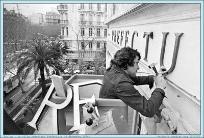 1974 1204 -Toulon- Prefecture
